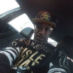 Meet your Posher, Leo